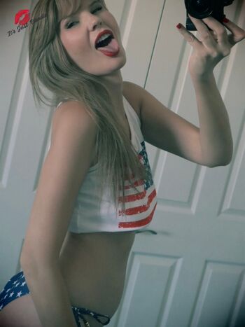 Full leaked Itsjustblondie itsjustashley private onlyfans photo