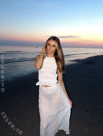 Full leaked Jasmin schneider private onlyfans photo
