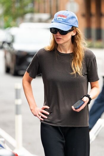 Full leaked Jennifer lawrence private onlyfans photo