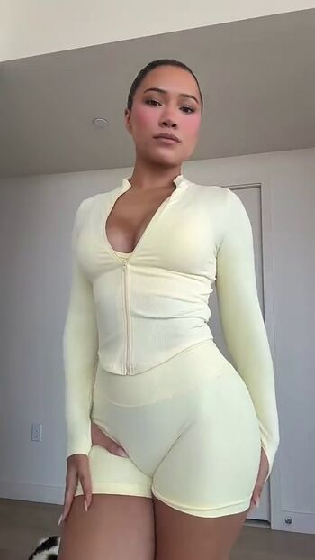 Full leaked Julia kelly private onlyfans photo