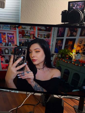 Full leaked Juliakins private onlyfans photo