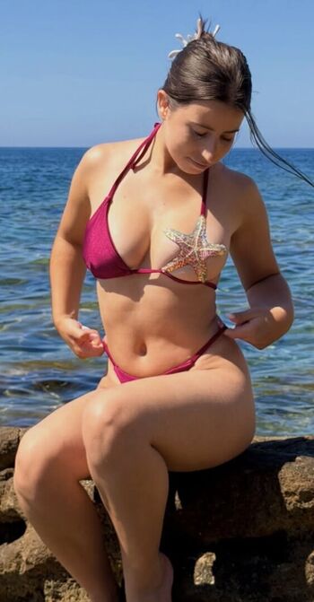 Full leaked Julieczr private onlyfans photo