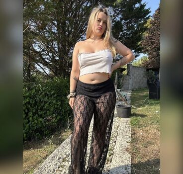 Full leaked Juliedml private onlyfans photo