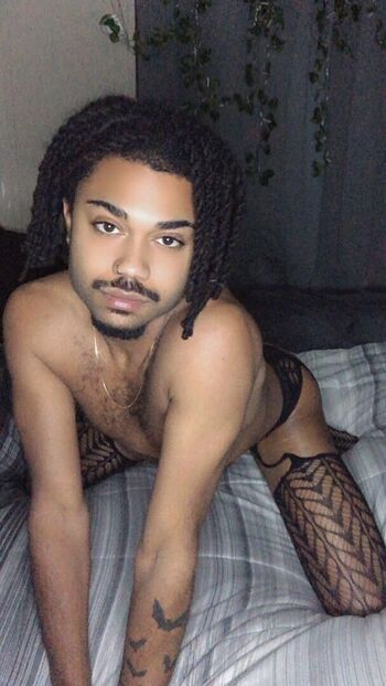 Juwwopdaebony