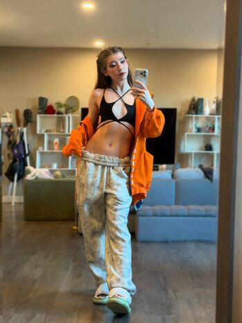 Full leaked Kaisa page private onlyfans photo