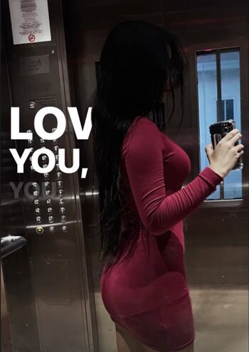 Full leaked Kakapoopoo private onlyfans photo