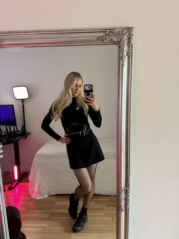Full leaked Kandyland page private onlyfans photo