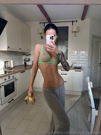 Full leaked Karishamr private onlyfans photo