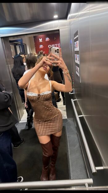 Full leaked Karnaval private onlyfans photo