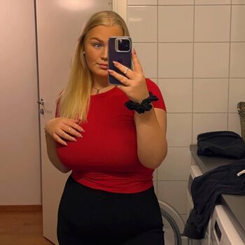 Full leaked Karolina nilsson private onlyfans photo