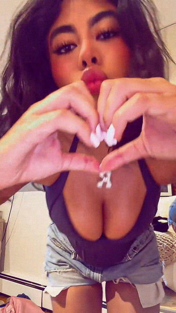 Full leaked Katbritoo private onlyfans photo