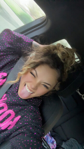 Full leaked Kayleeterrerooo page private onlyfans photo