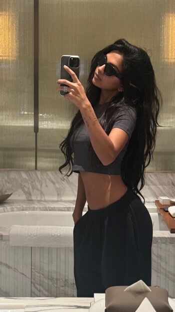 Full leaked Kelliexny private onlyfans photo