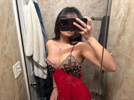 Full leaked Kikiiiru private onlyfans photo