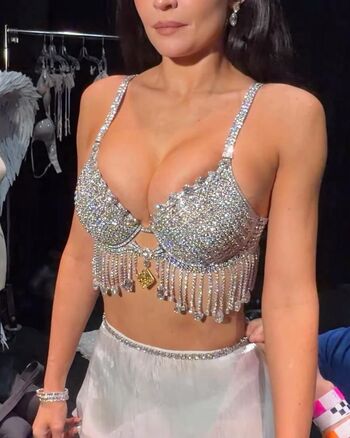 Full leaked Kylie jenner private onlyfans photo