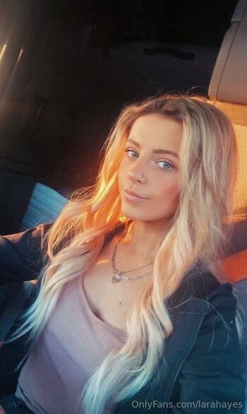 Full leaked Larahayes private onlyfans photo