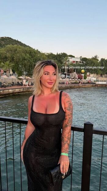 Full leaked Laurine private onlyfans photo