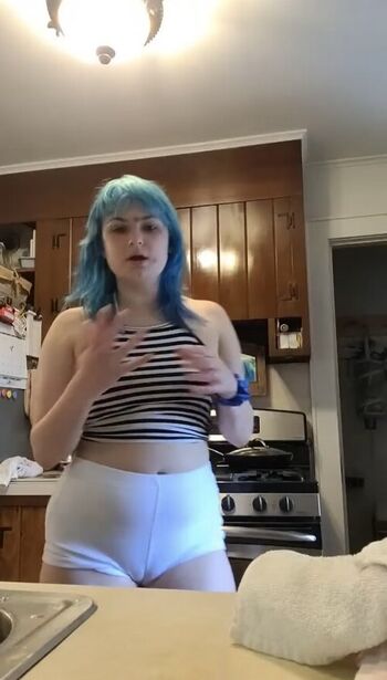 Full leaked Lazerkitty private onlyfans photo