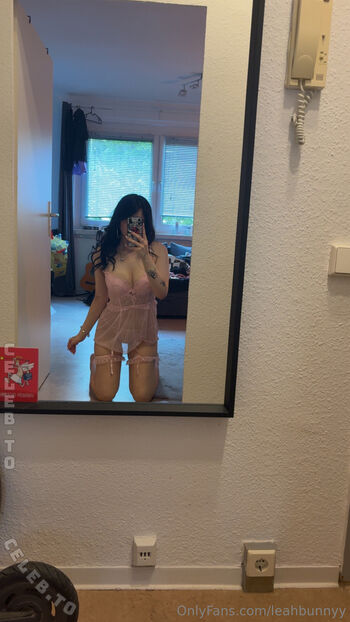 Full leaked Leahbunnyy  page private onlyfans photo