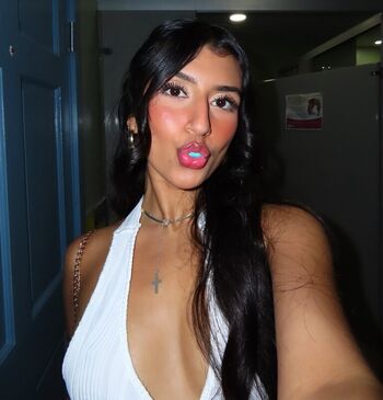 Full leaked Leahhalton page private onlyfans photo