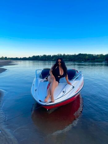 Full leaked Lenochka private onlyfans photo