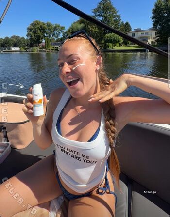 Full leaked Leoobalys  page private onlyfans photo