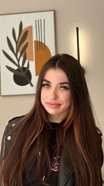 Leya Heyz