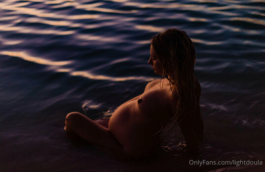 Full leaked Lightdoula private onlyfans photo