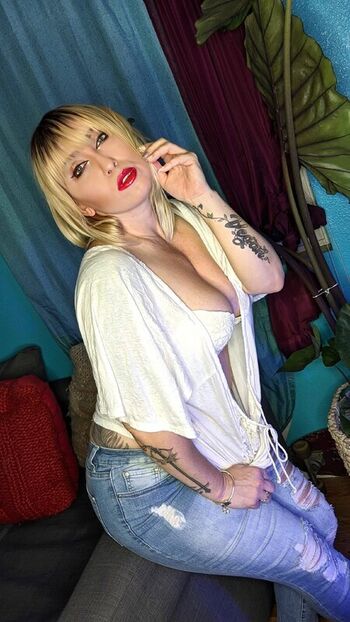 Full leaked Lisa pinelli private onlyfans photo
