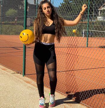 Full leaked Lisa zimouche private onlyfans photo