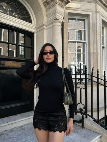 Full leaked Littlemisskhan private onlyfans photo