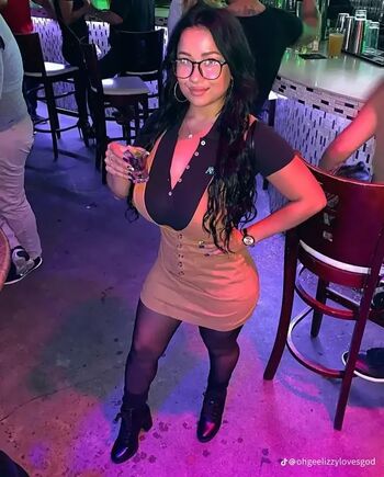 Full leaked Lizzywurst page private onlyfans photo