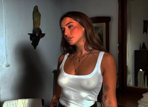 Lola Indigo
