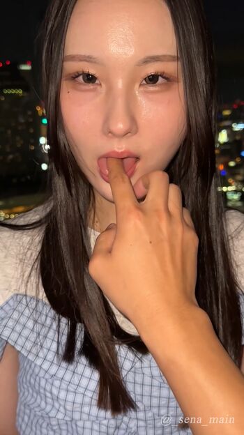 Full leaked Lunachanlunar private onlyfans photo