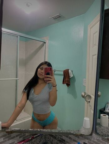 Full leaked Lz private onlyfans photo