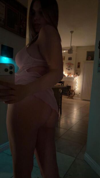 Full leaked Mae bennett private onlyfans photo