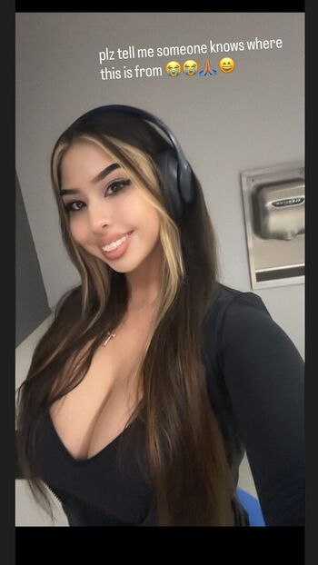 Full leaked Magzcow private onlyfans photo