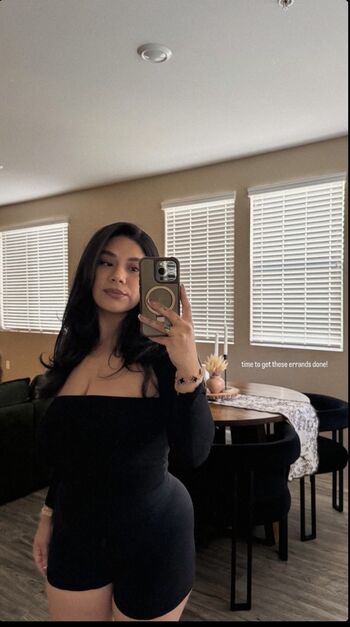 Full leaked Mandaamariahh private onlyfans photo