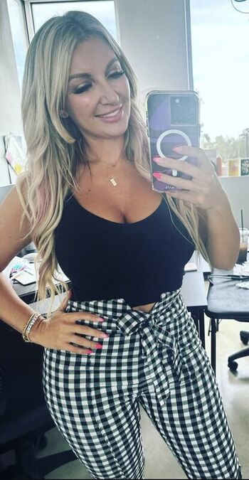 Full leaked Mariahhbrianne private onlyfans photo