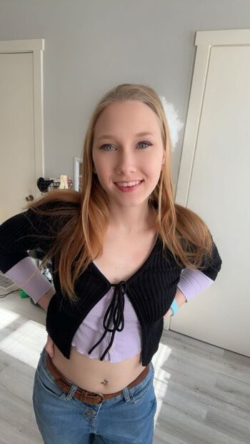 Full leaked Mckenna lynn private onlyfans photo
