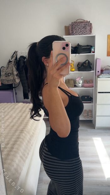 Full leaked Melodi mzd private onlyfans photo