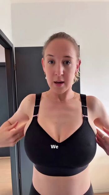 Full leaked Melonstolemon private onlyfans photo