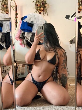 Full leaked Mewlilay private onlyfans photo