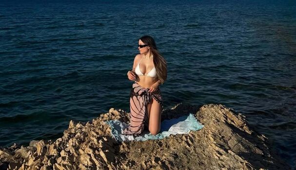 Full leaked Miafitz private onlyfans photo