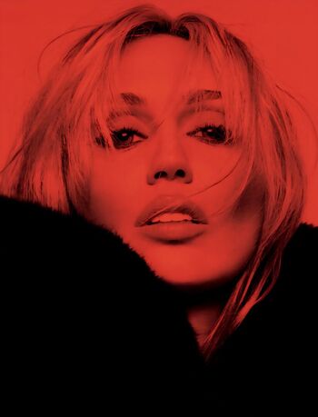 Full leaked Miley cyrus private onlyfans photo