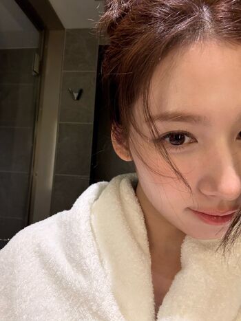 Full leaked Minatozaki sana page private onlyfans photo