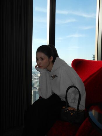 Full leaked Minatozaki sana page private onlyfans photo