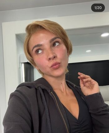 Full leaked Mollyspoilme private onlyfans photo