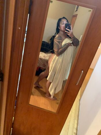 Full leaked Mumbod private onlyfans photo
