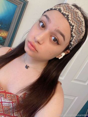 Full leaked Mutantdoll private onlyfans photo